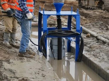 Dragflow EL 25-60 / EL 110-200 sűrű és szilárd anyag tartalmú anyagokhoz! elektromos keverőlapátos merülő iszapszivattyú 5