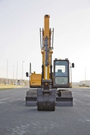 Sany SY135C 15 tonnás lánctalpas kotrógép 9