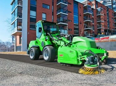 Avant 755i kiemelkedő rakodási képesség univerzális minirakodó 2