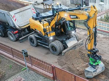 Sany SY155W 14,5 tonnás gumikerekes kotrógép 4