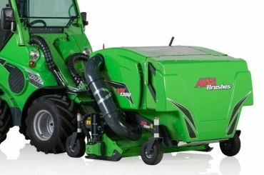 Avant kefés lombszívó 800 l gyűjtőtartály forgókefés fellazítás