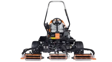 Jacobsen SLF530 elől