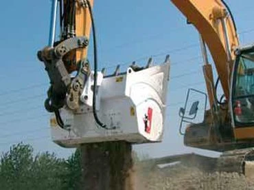 Simex CBE széria kotrógépre rotoros törőkanál 4