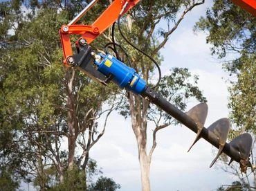 Auger Torque 5000, 7000, 7000MAX, 8000MAX 4,5-8t közötti kotrókhoz és kotró-rakodóhoz ajánlott hidraulikus fúrómeghajtó 4