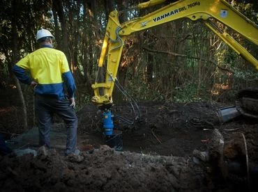 Auger Torque 5000, 7000, 7000MAX, 8000MAX 4,5-8t közötti kotrókhoz és kotró-rakodóhoz ajánlott hidraulikus fúrómeghajtó 5