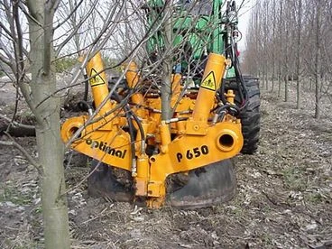 Optimal P650/55 rakodóhoz, traktorhoz fakiemelő adapter 2