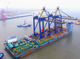 SANY konténerrakodók és kikötői daruk